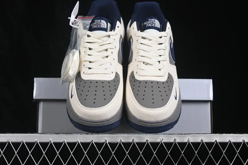 All categories Nk Air Force 1 Air Force series Nk Air Force 1 Low Air Force low-top Nike Air Force 1'07 Low joint model Air Force 1 low-top casual sneakers LD1999-033